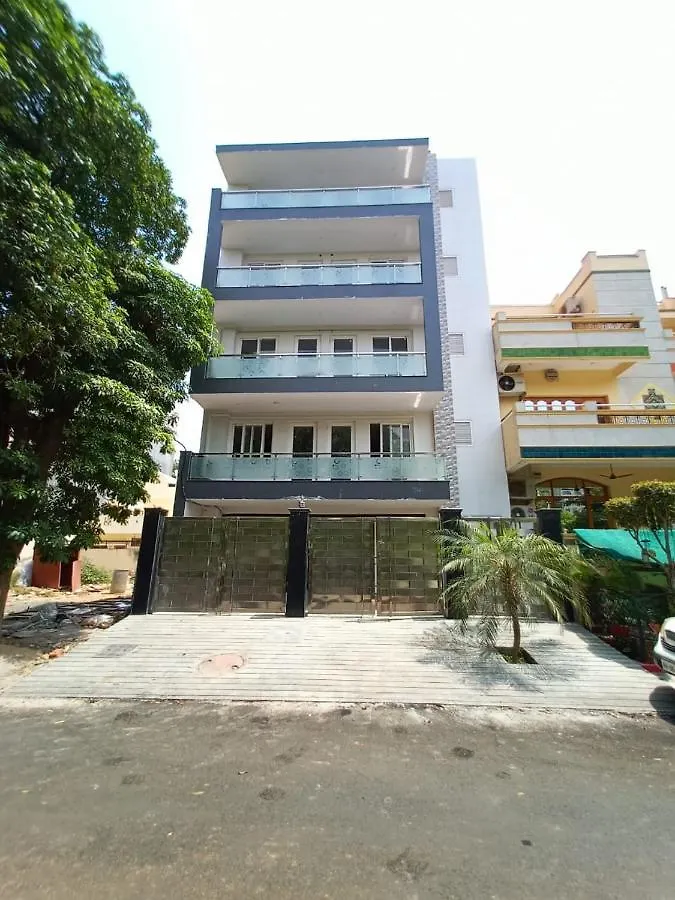 Nuab House - Near Fortis, Max, Medanta, Paras Hospitals And Huda Metro Gurgaon Hostel