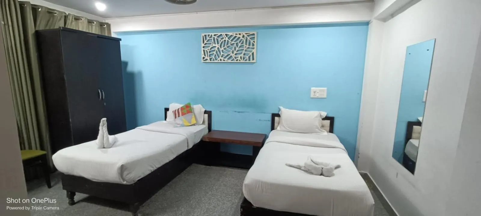 Nuab House - Near Fortis, Max, Medanta, Paras Hospitals And Huda Metro Gurgaon
