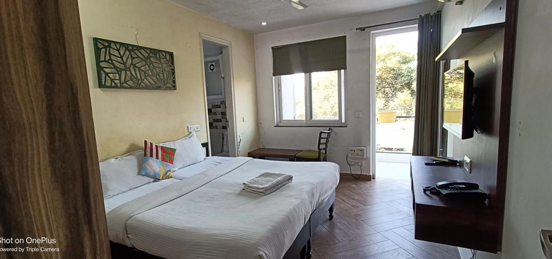 Nuab House - Near Fortis, Max, Medanta, Paras Hospitals And Huda Metro Gurgaon 0*,  India