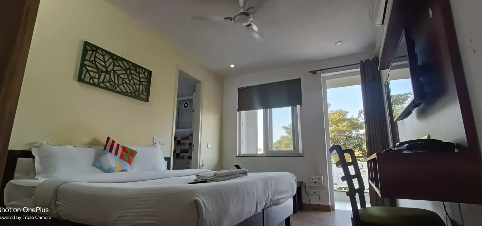 Nuab House - Near Fortis, Max, Medanta, Paras Hospitals And Huda Metro Gurgaon Hostel