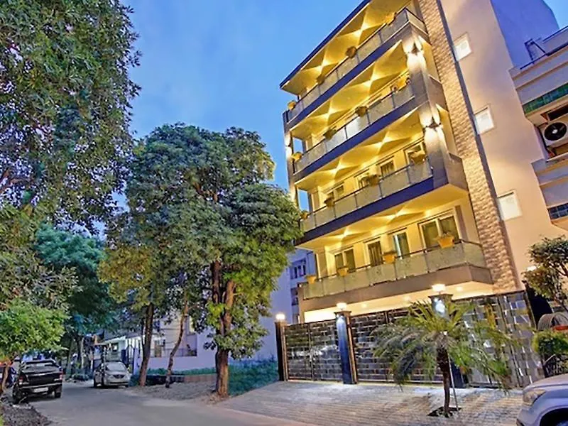 Nuab House - Near Fortis, Max, Medanta, Paras Hospitals And Huda Metro location
